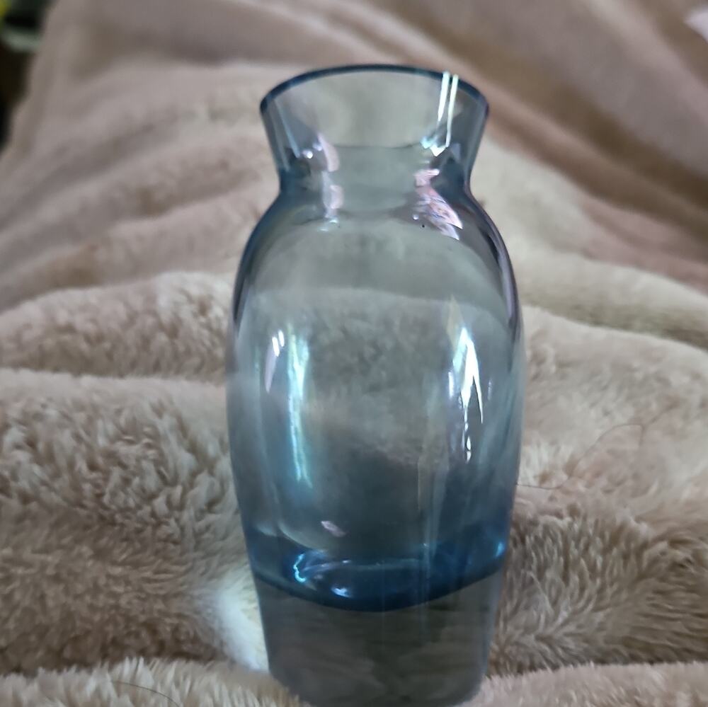 Blue Glass Decorative Vase Solid Pattern Glossy Finish 3.5"